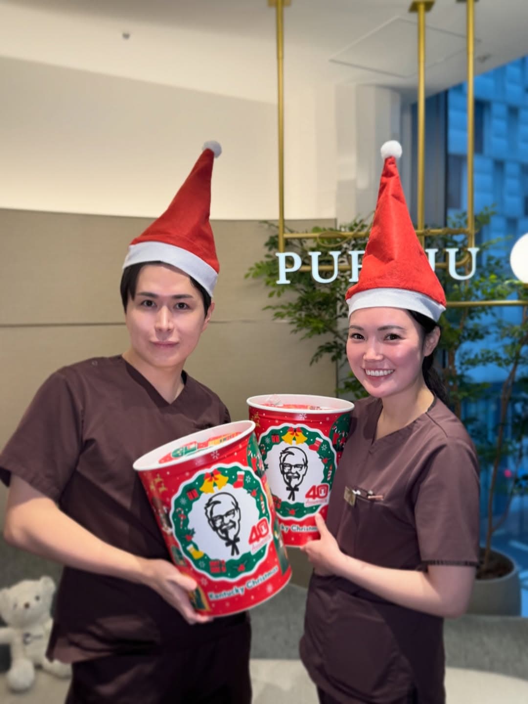 クリニックのクリスマスパーティー!スタッフみんなで楽しい時間